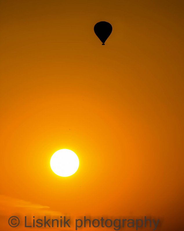 Sunset ballon ride (1 of 1).jpg